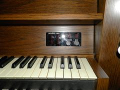Orgue Viscount "Prestige VI" avec tirants